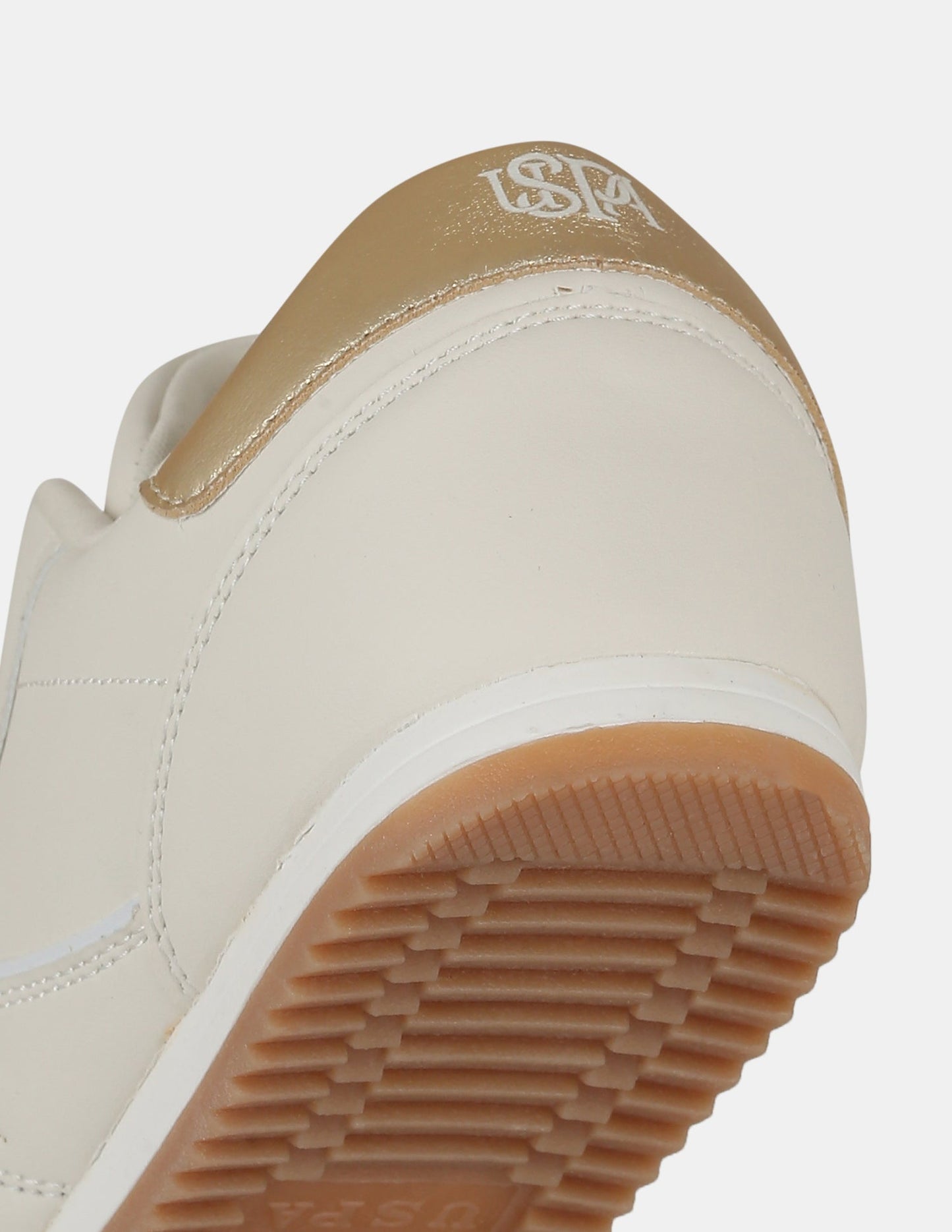 U.S. Polo Assn. Women Bruna Round Toe Casual Sneakers