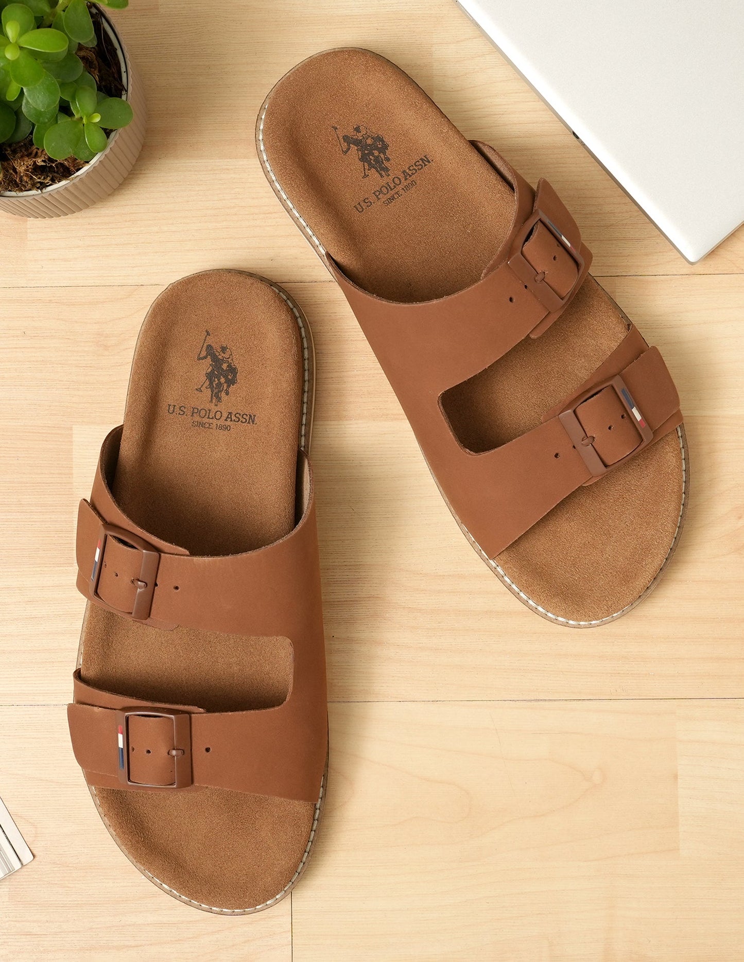 Men Mendy Flat Sandals