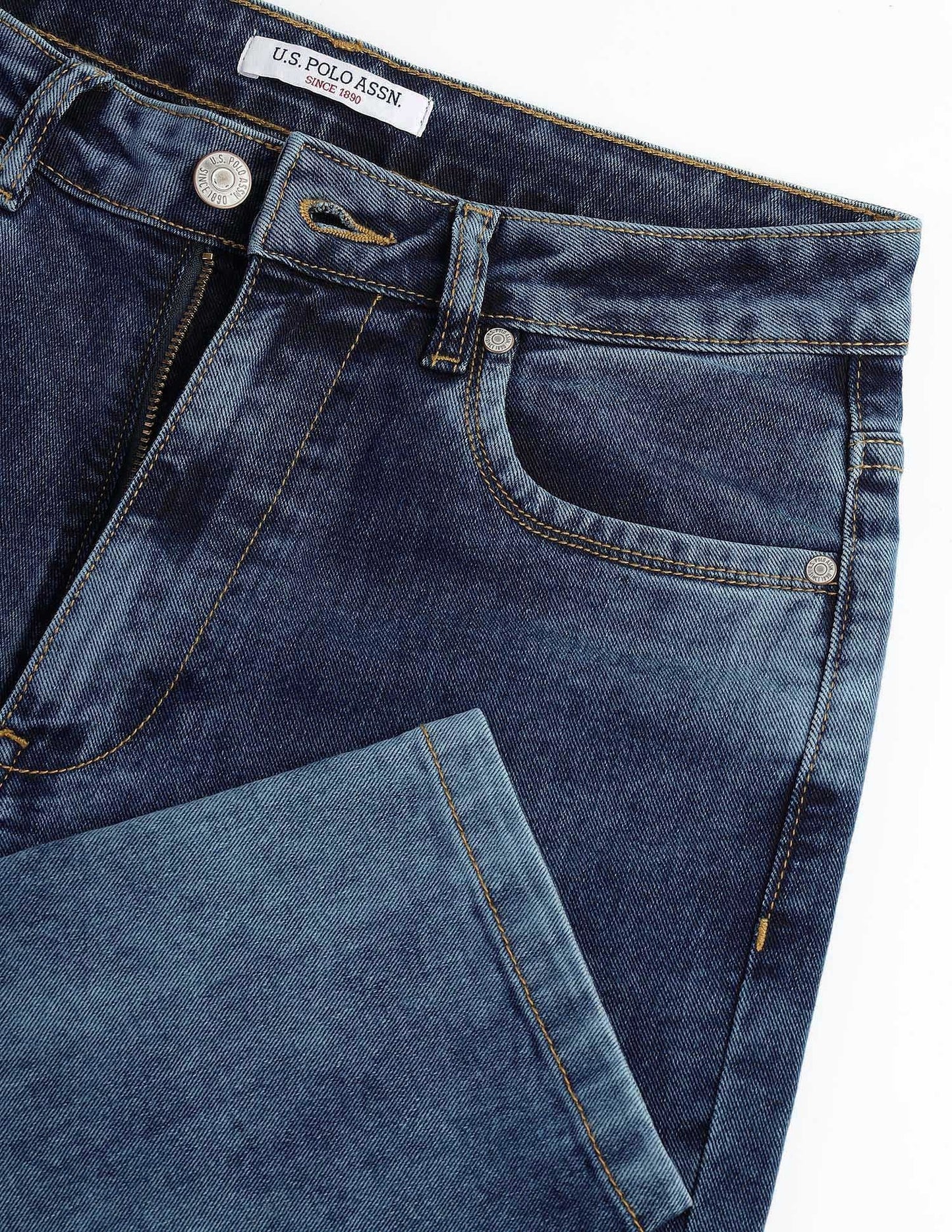 Mom Fit Blue Jeans