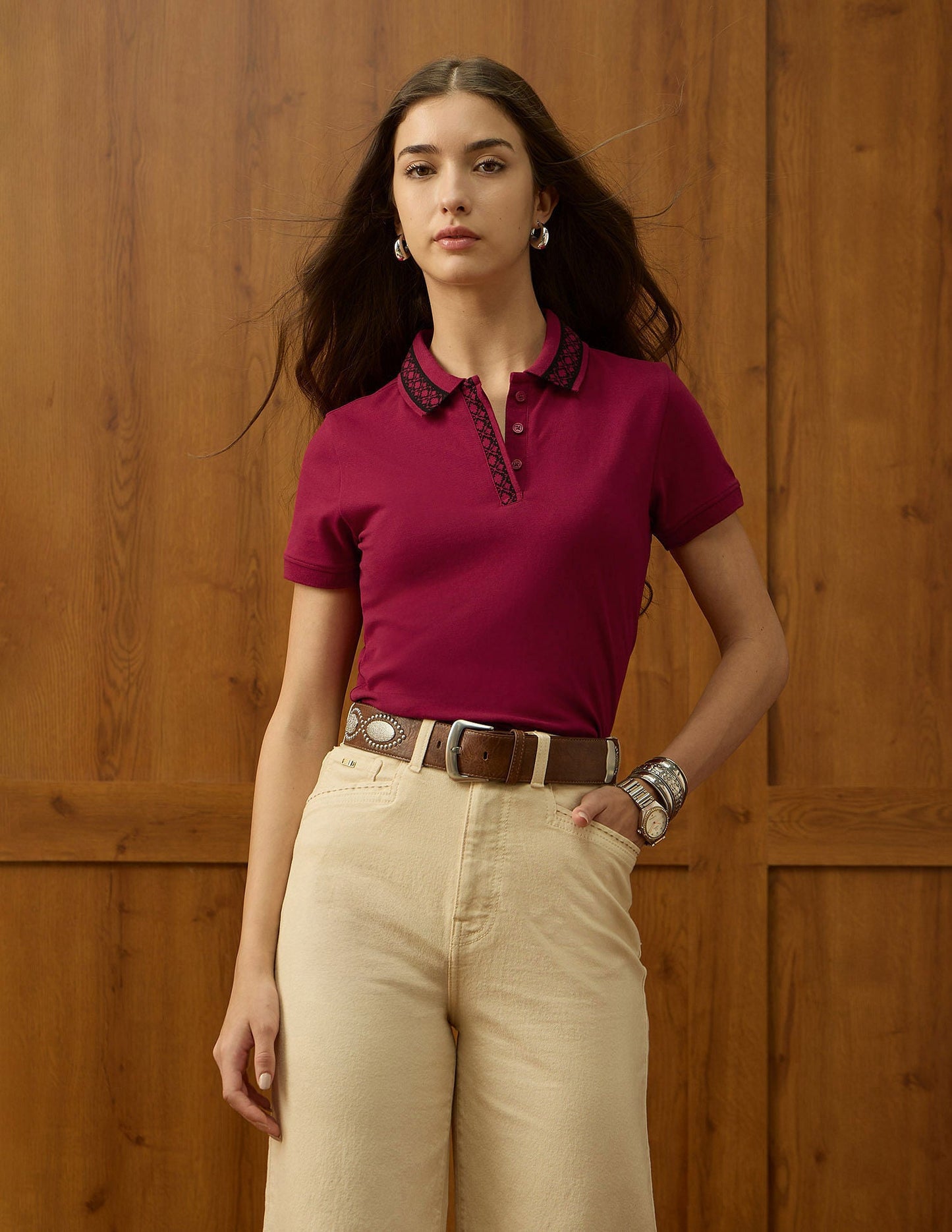 Jacquard Collar Solid Polo Shirt