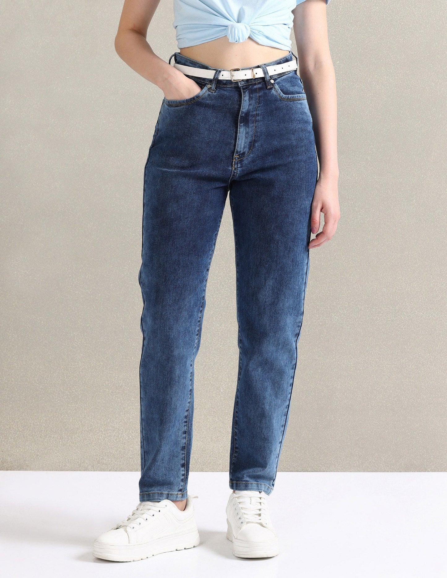 Mom Fit Blue Jeans