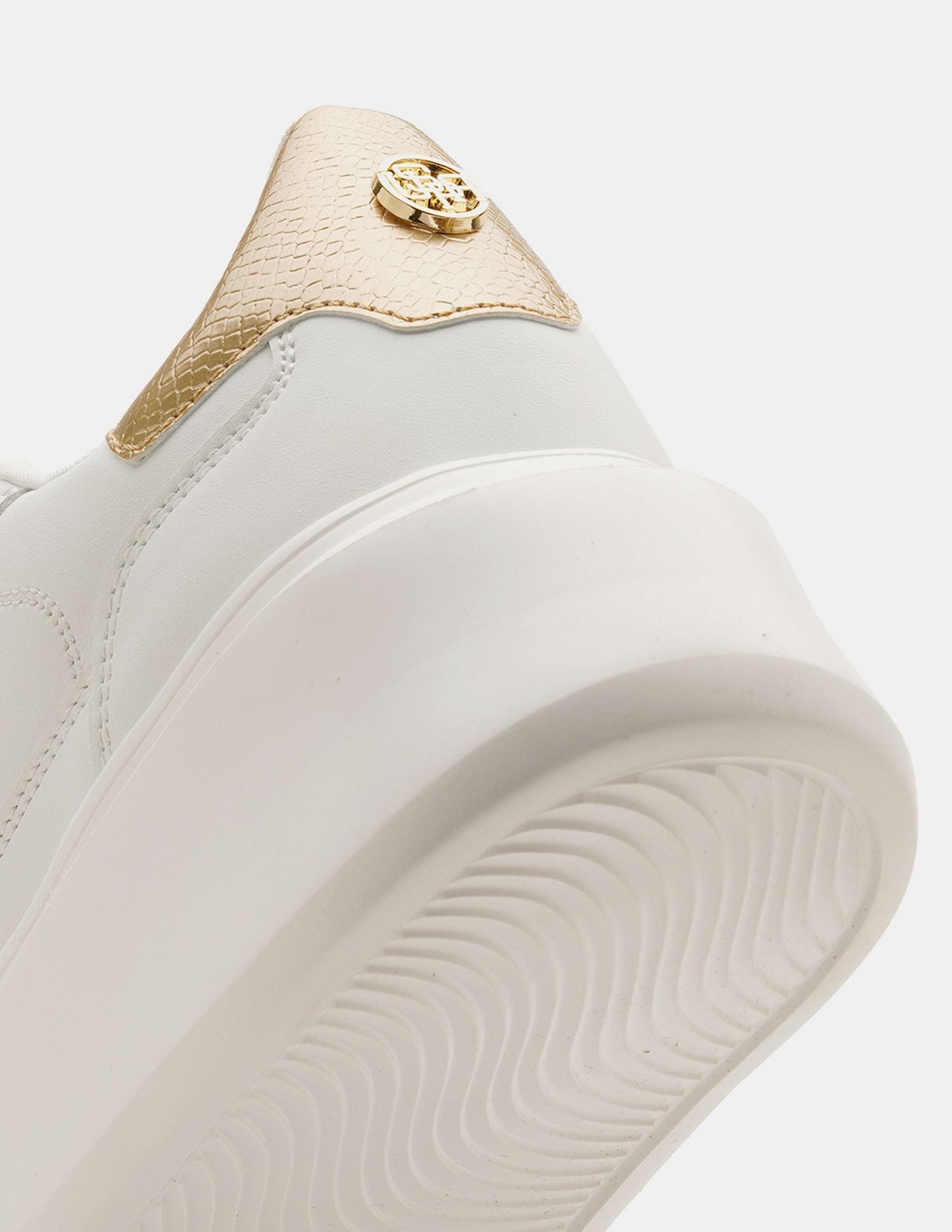 Women Eleanor 3.0 Low Top Sneakers