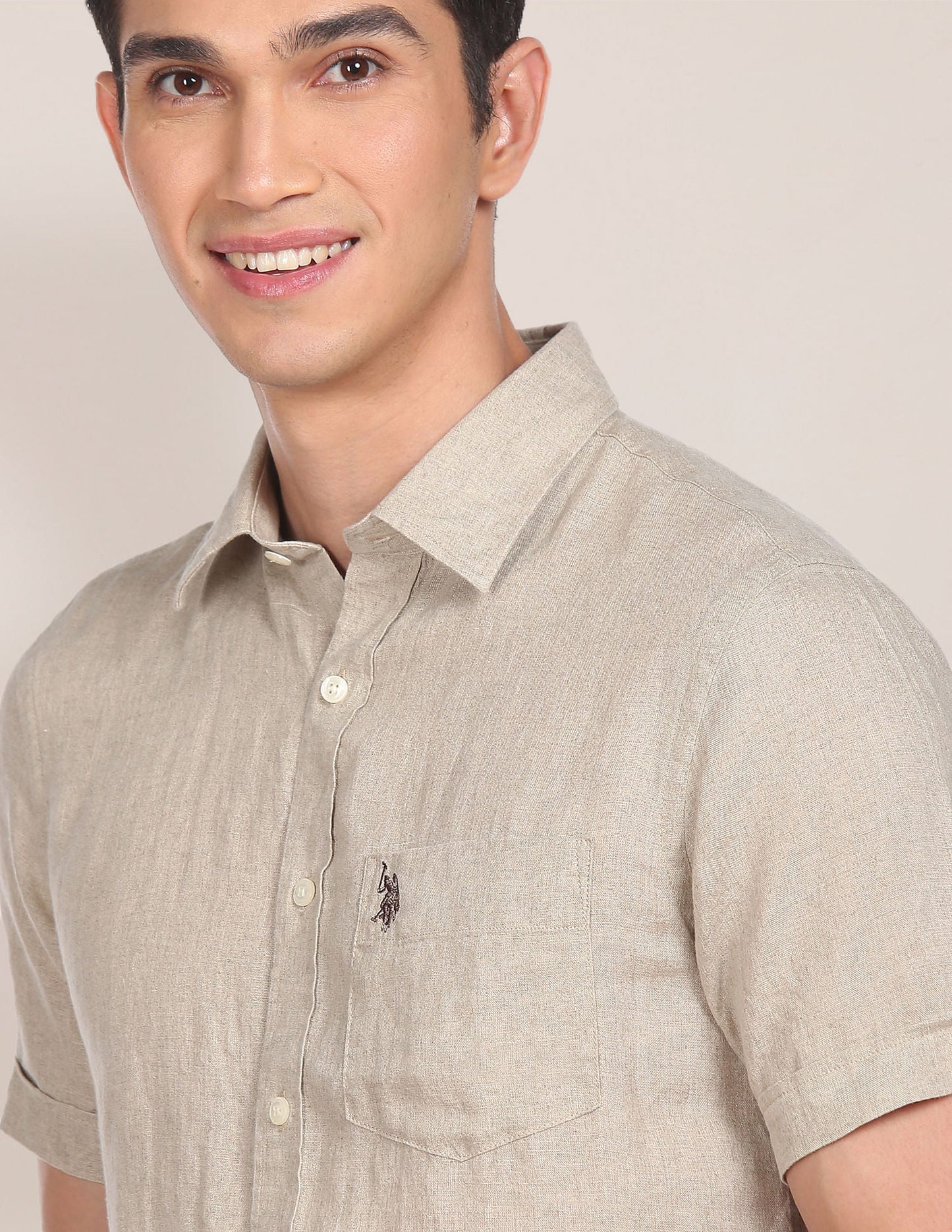 Men Beige Pure Linen Solid Casual Shirt