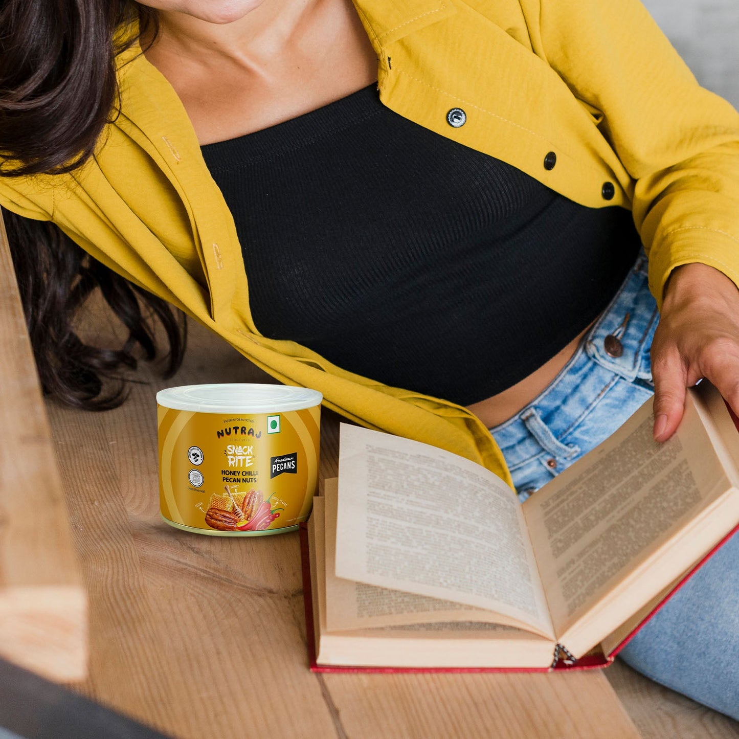Nutraj Snackrite Honey Chilli Pecan Nuts 80 g Tin